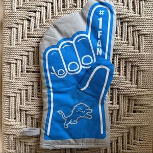 Detroit Lions Football #1 Fan Oven Mitt Pot Holder